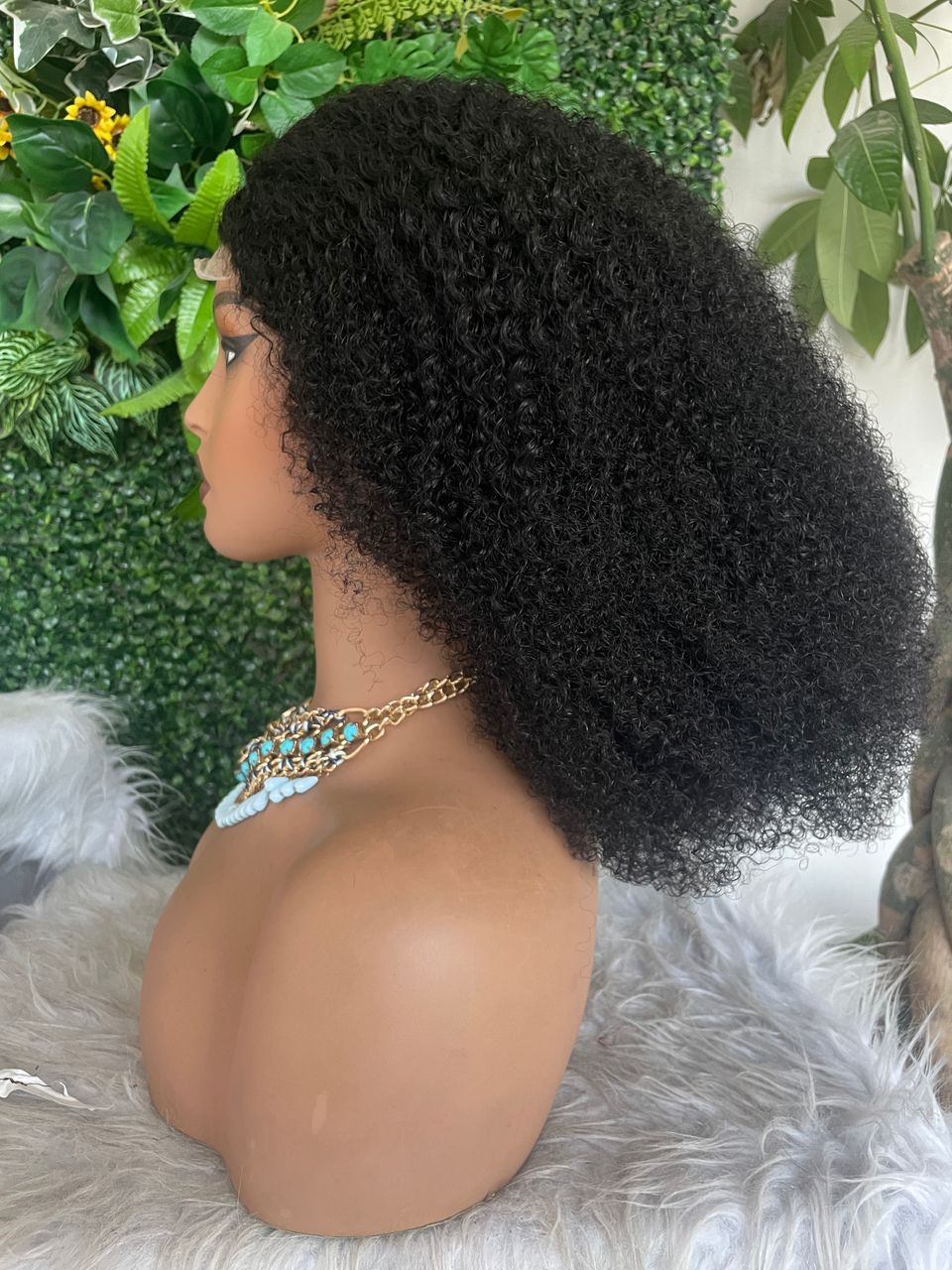 Perruques  100%cheveux humains prêt à porter 13/4 perruques naturelles cheveux crépus bouclés 250%densité spéciale installation 70$