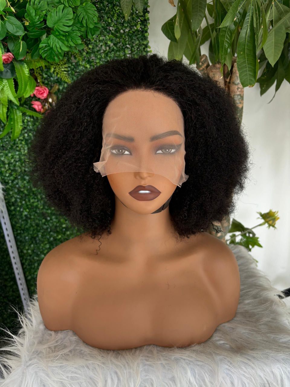 Perruques  100%cheveux humains prêt à porter 13/4 perruques naturelles cheveux crépus bouclés 250%densité spéciale installation 70$