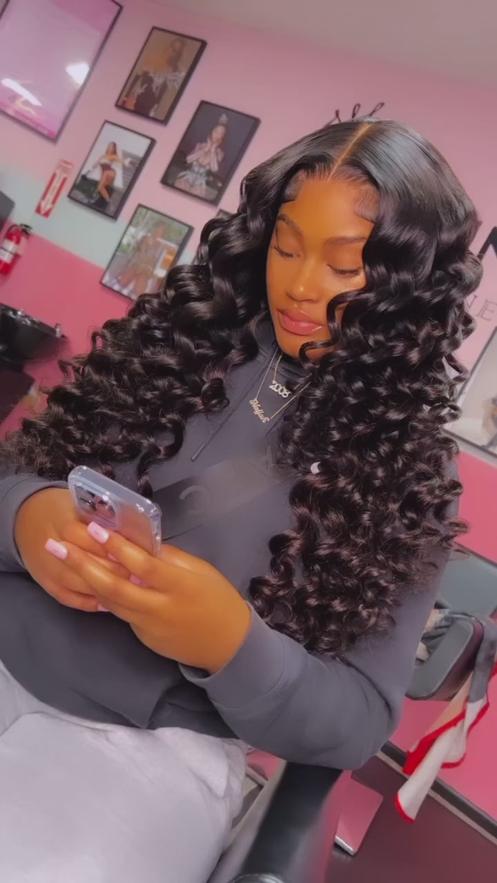 Vente et installation  Perruque Lace Frontal 13x6 – 230% Densité – Loose Deep Wave – Cheveux Humains Bouclés Profonds 100$